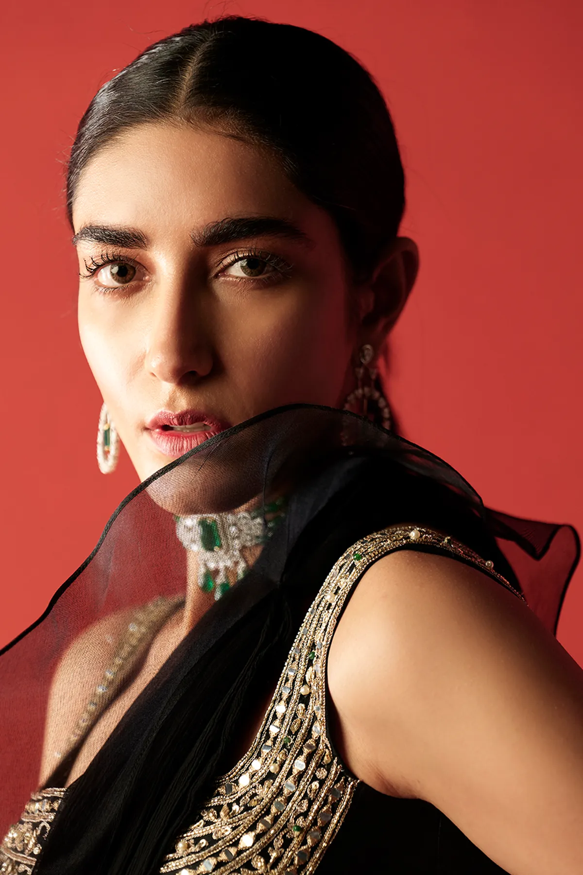 Alisha Pekha in Asira