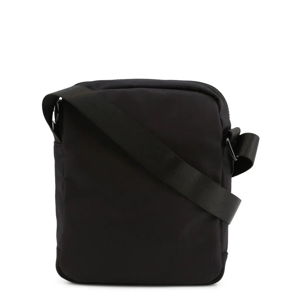 Lumberjack Crossbody Bag: The Perfect Stylish Accessory for Men on the Go