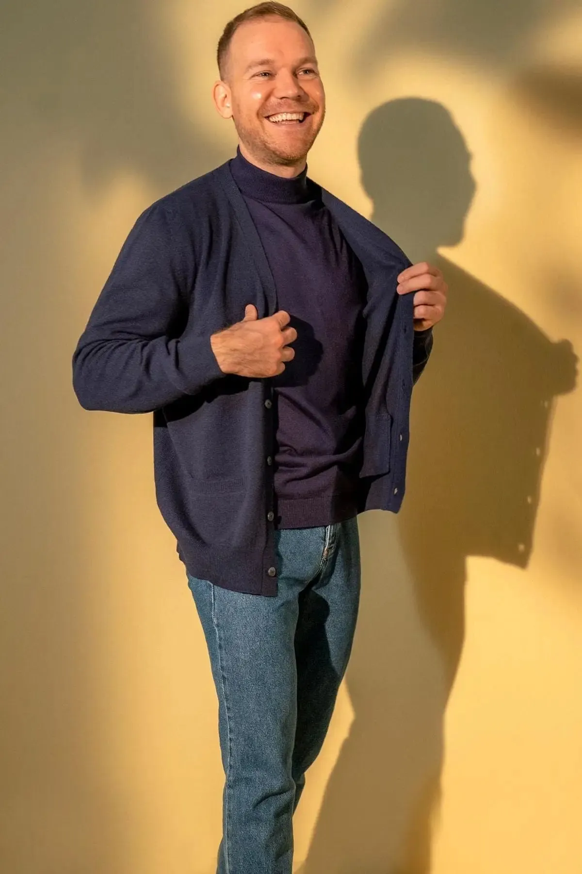 Navy Blue Pure Cashmere Arma V-Neck Long Sleeve Men's Cardigan