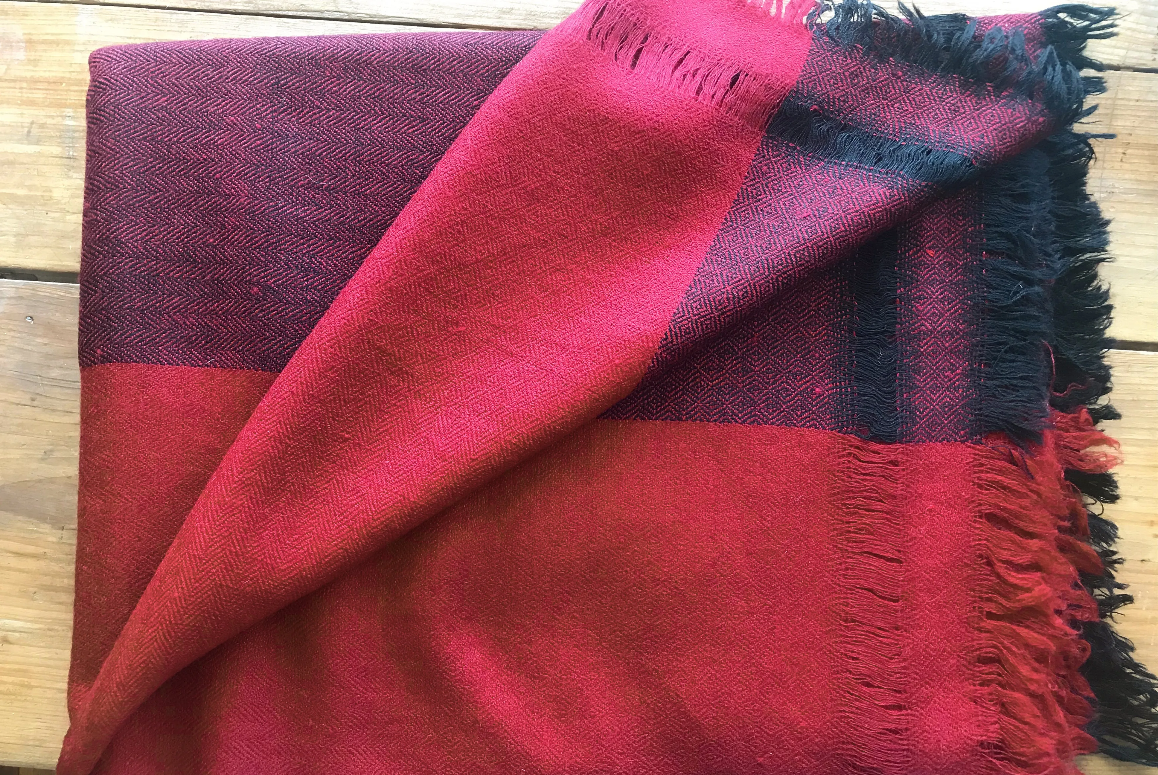 SHAKYAMUNI - Large Buddhist Meditation Shawl
