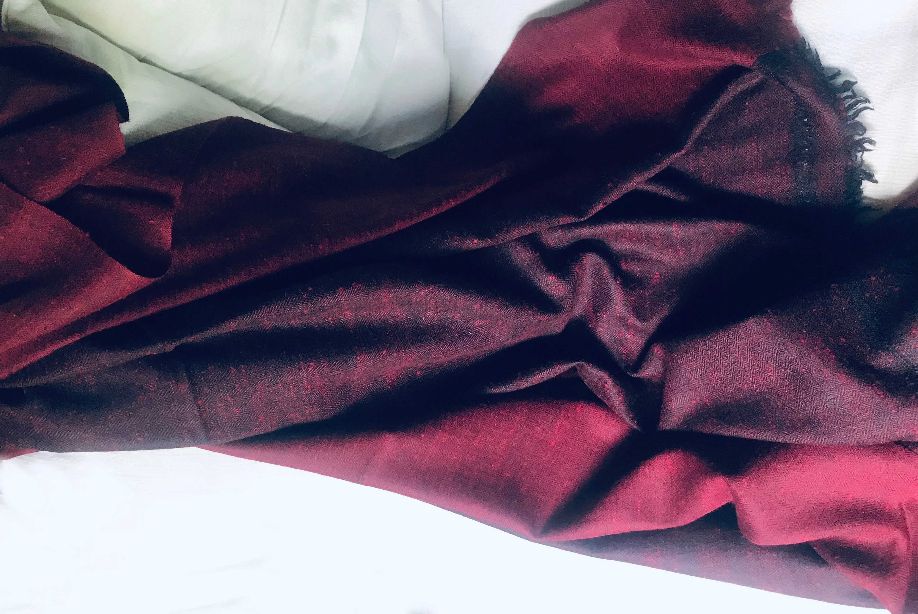 SHAKYAMUNI - Large Buddhist Meditation Shawl