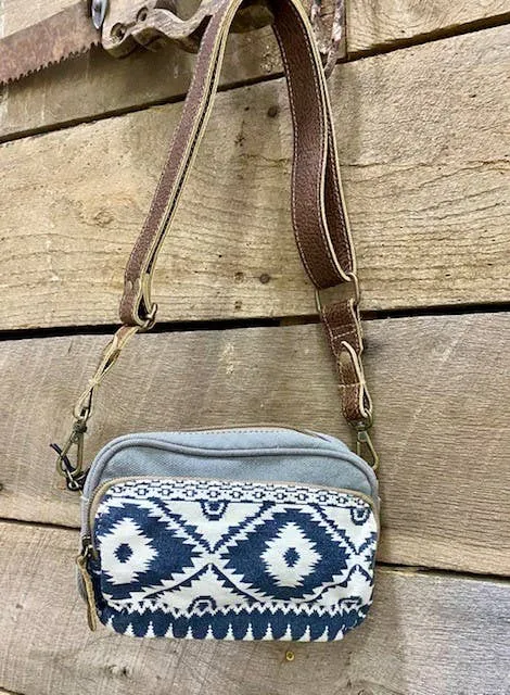 Small Western Crossbody
